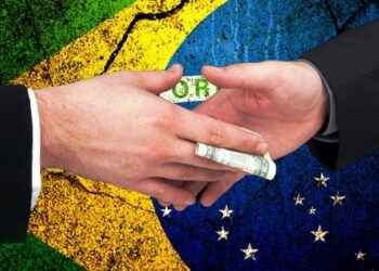 Um cabo, um pastor e uma porção de ladrões
