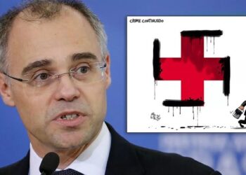 Faz bem Alcolumbre barrar o “terrivelmente evangélico”