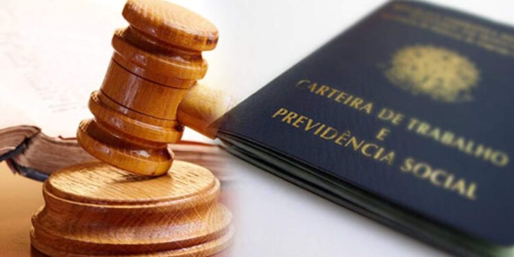 Reforma Trabalhista retirou direitos e gerou desemprego